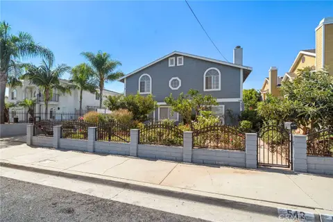 MLS: OC26176657