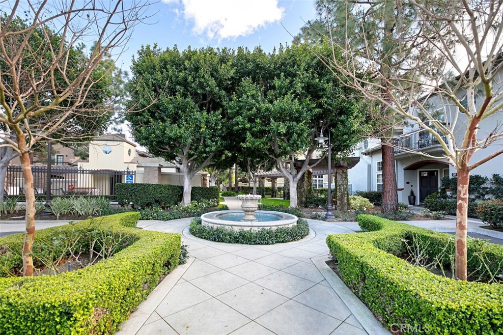 Summit (NRSU) - Residential Lease