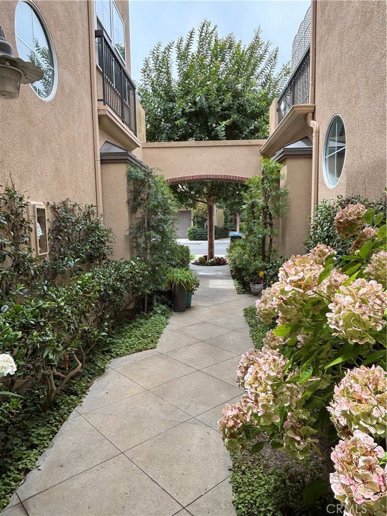 Summit (NRSU) - Residential Lease