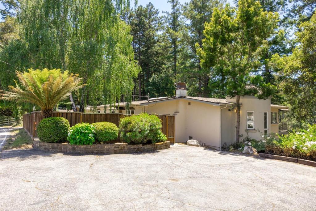 2000 Glen Canyon Road