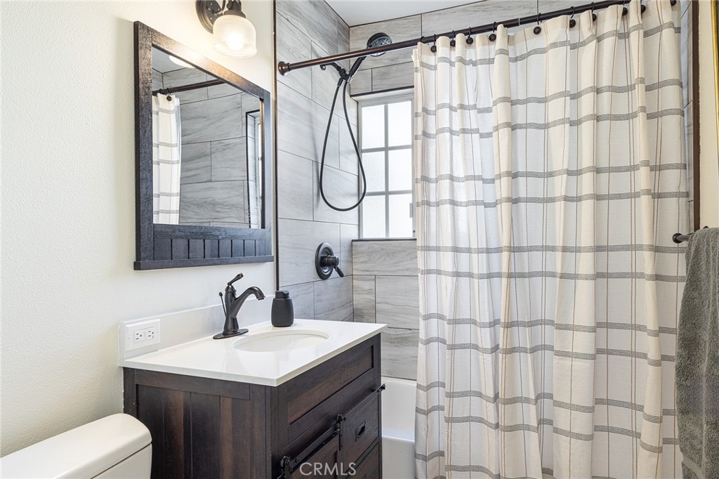 Valley West (Royal/Sycamore) (307) - Residential Lease