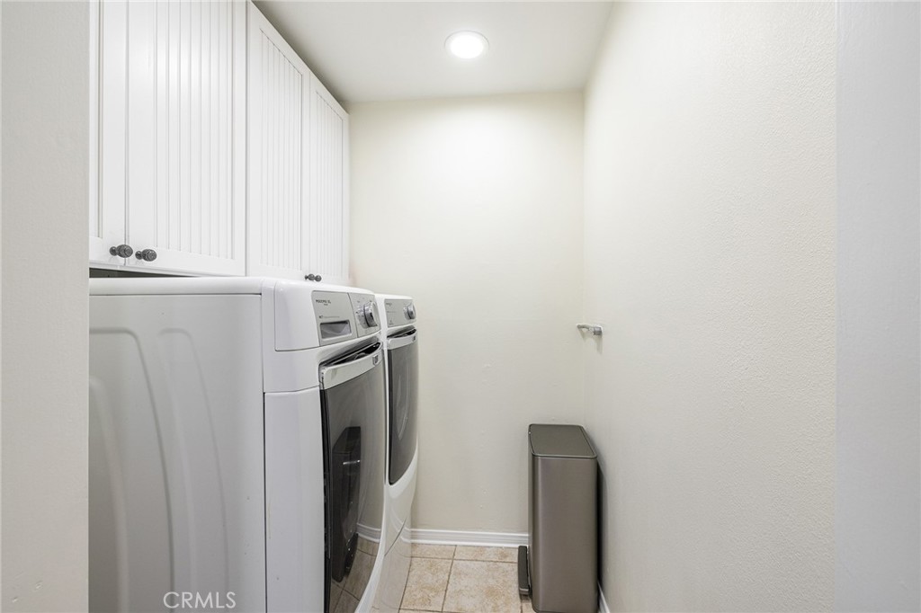 Valley West (Royal/Sycamore) (307) - Residential Lease