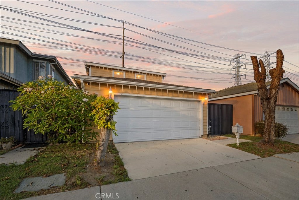 213 Orleans Way