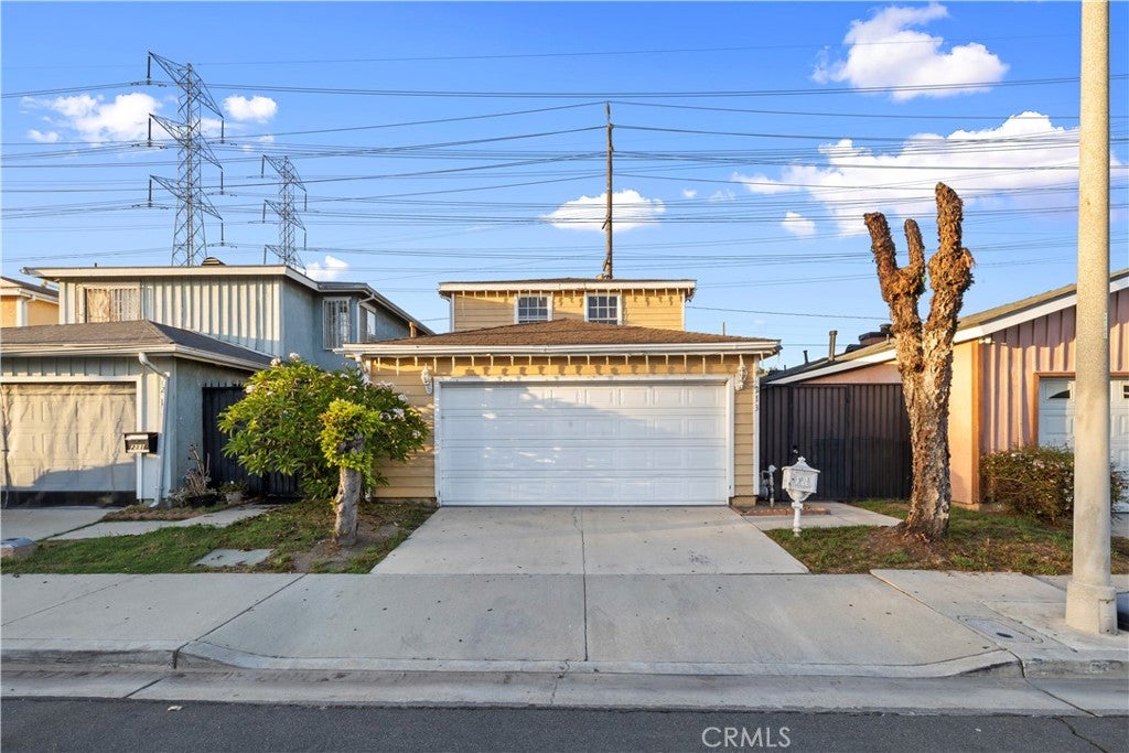 213 Orleans Way