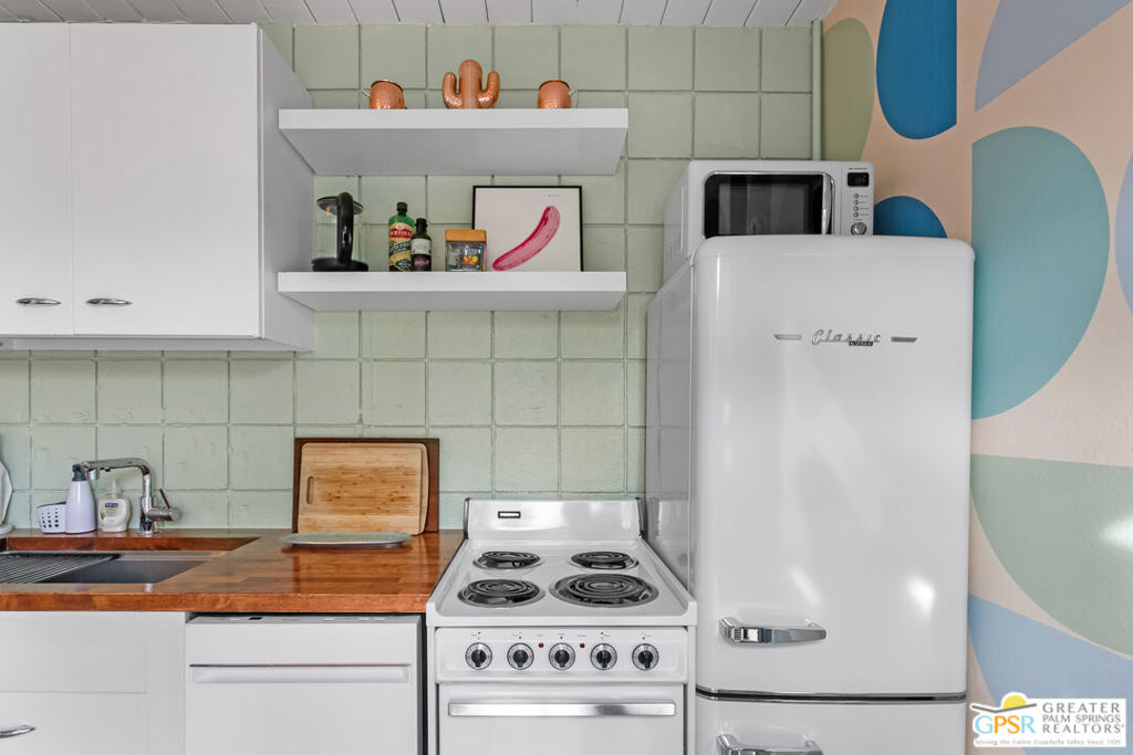 Ocotillo Lodge - Residential