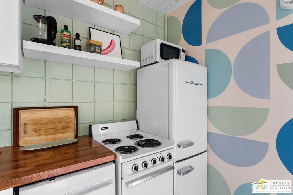 Ocotillo Lodge - Residential