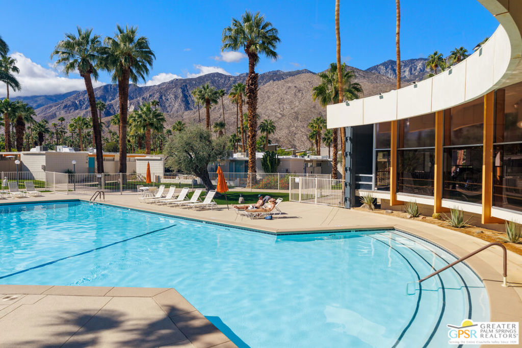 Ocotillo Lodge - Residential