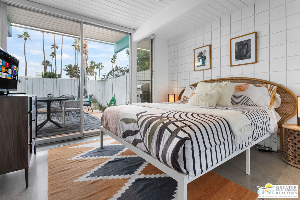 Ocotillo Lodge - Residential