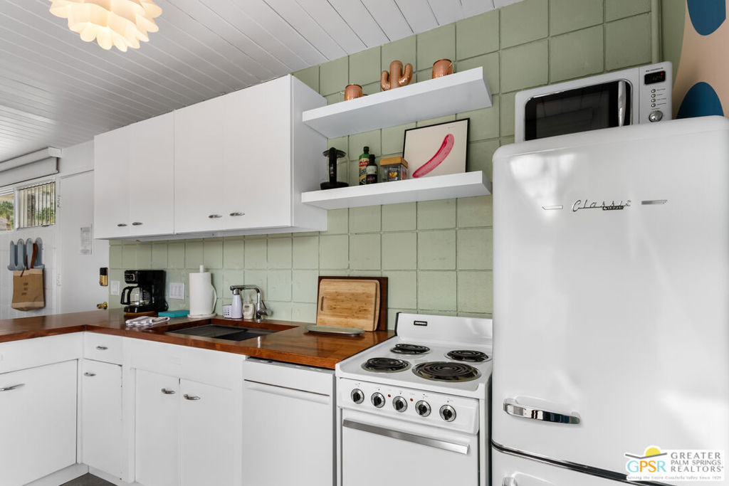 Ocotillo Lodge - Residential