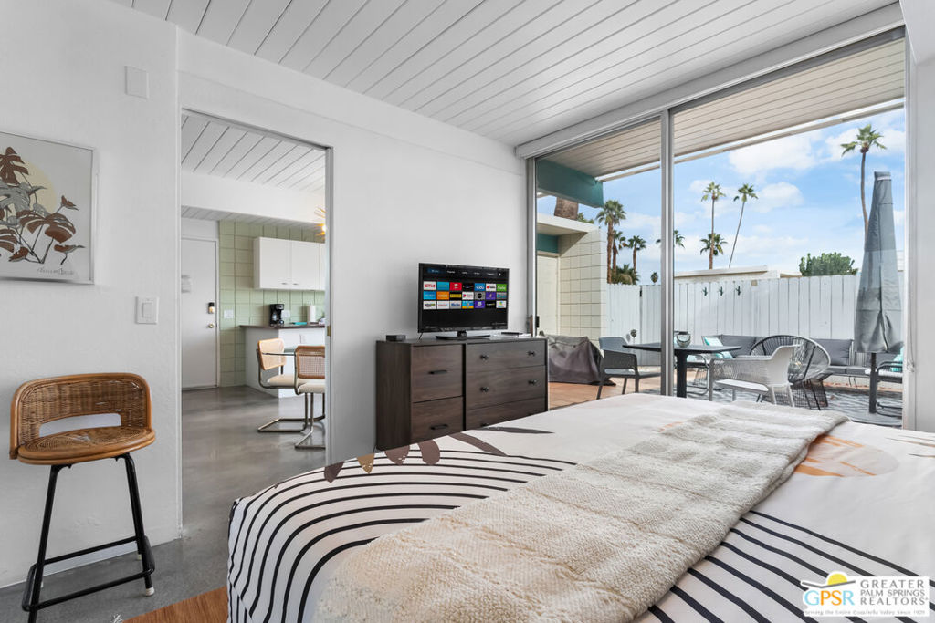 Ocotillo Lodge - Residential