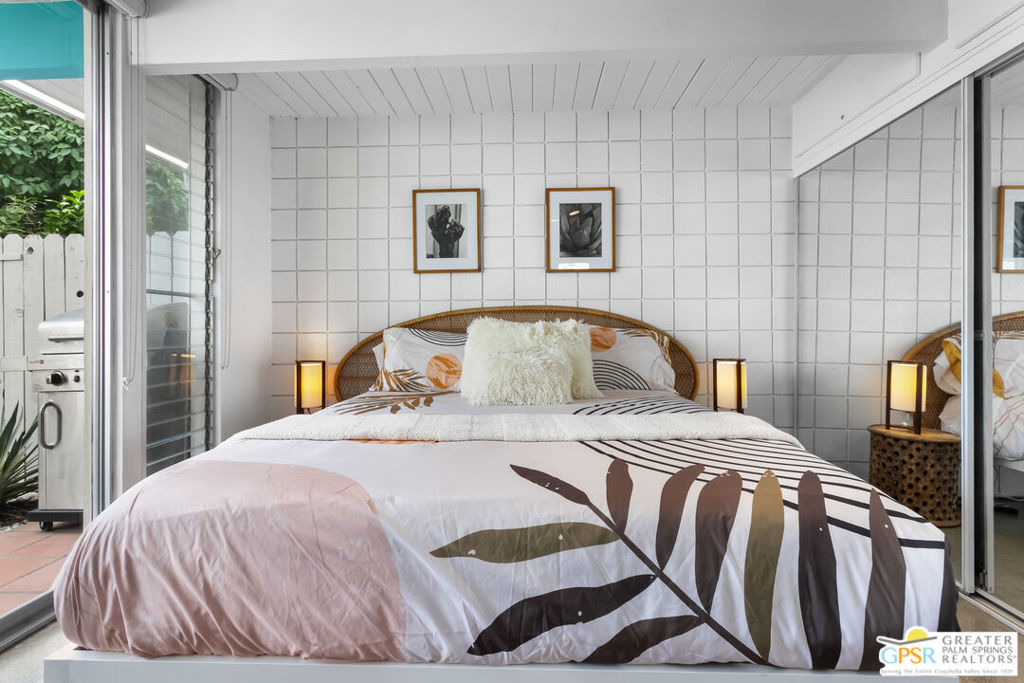 Ocotillo Lodge - Residential