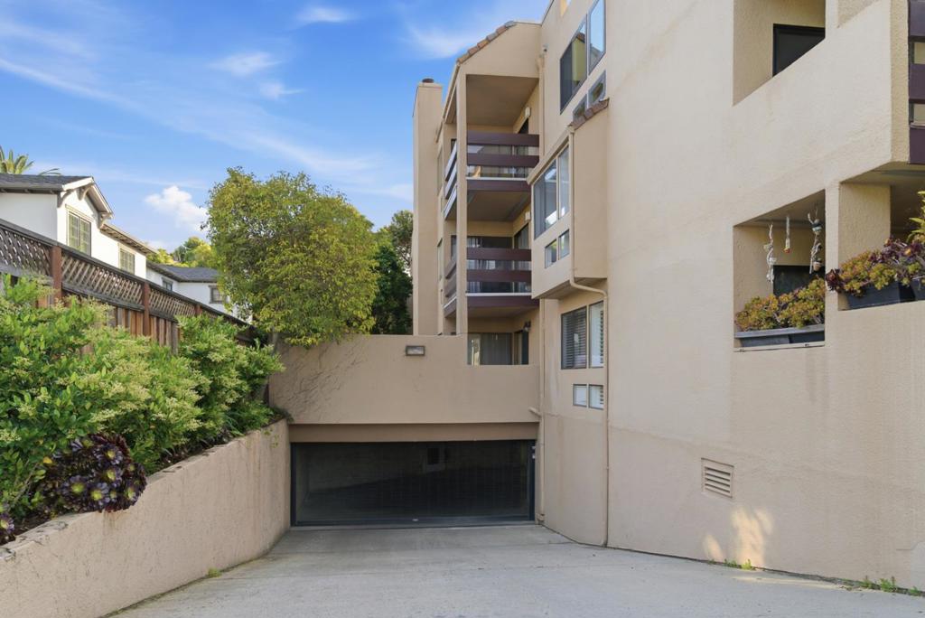 58 E Poplar Avenue 4