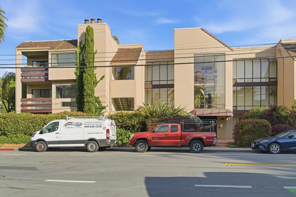 58 E Poplar Avenue 4