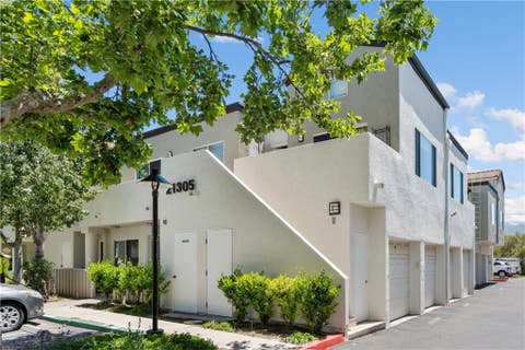 Photo of 21305 Nandina Lane #201, Newhall, CA 91321 (MLS # SR26130093)