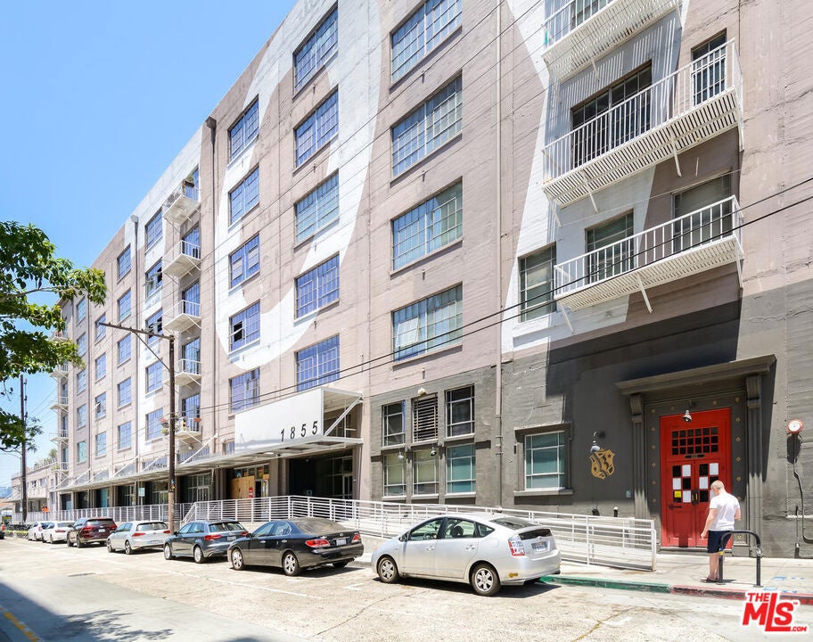 1855 Industrial Street 608, Los Angeles CA 90021