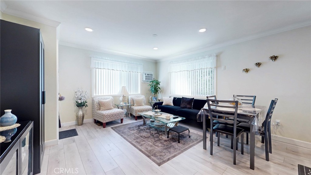 1344 E Broadway