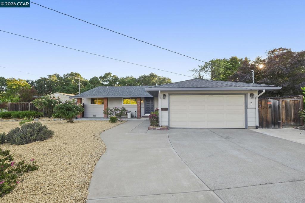 9689 Davona Dr