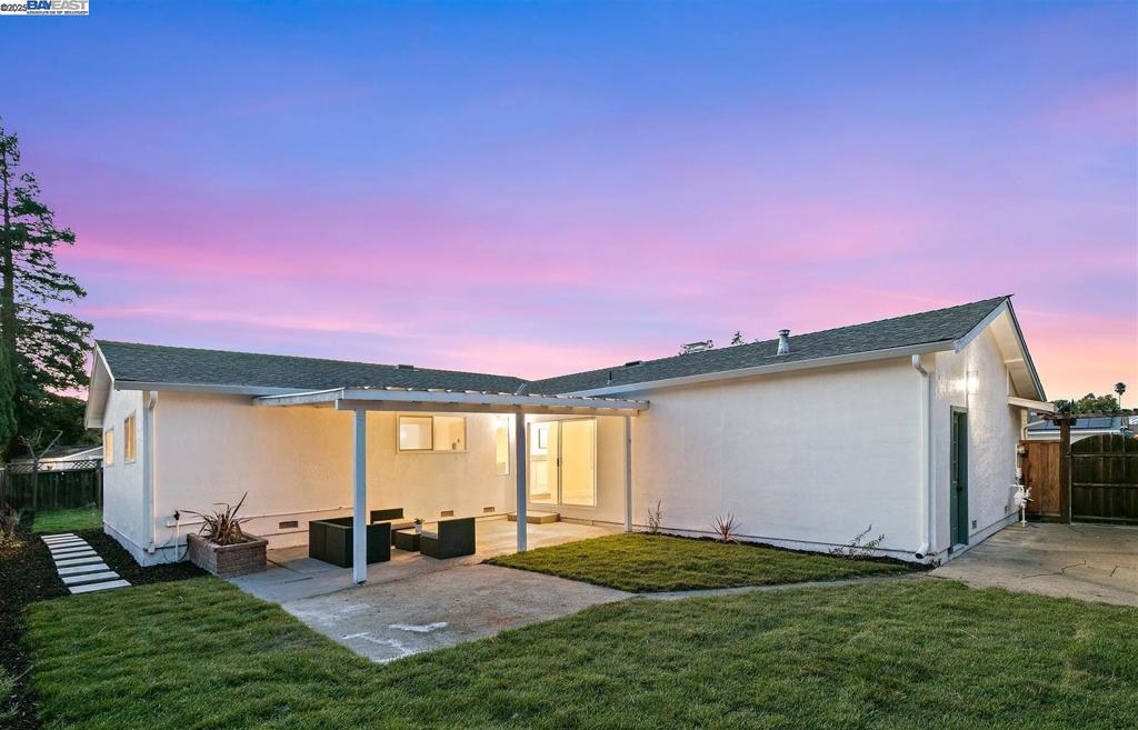 PLEASANTON - Residential