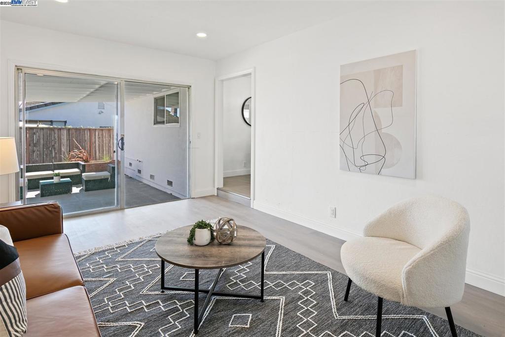 PLEASANTON - Residential