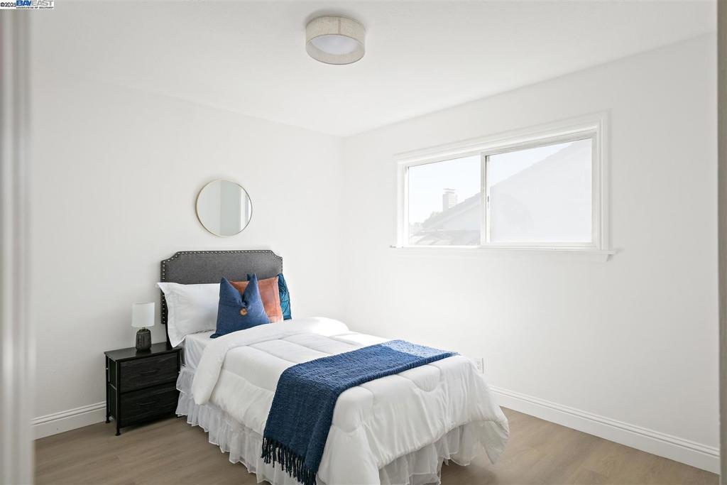 PLEASANTON - Residential