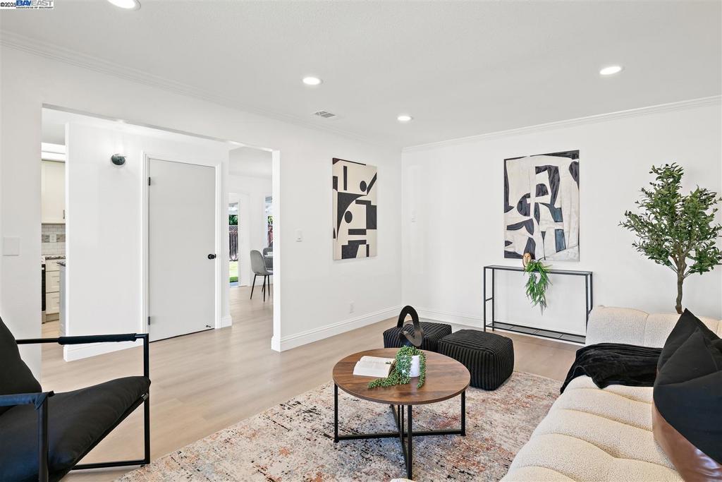 PLEASANTON - Residential