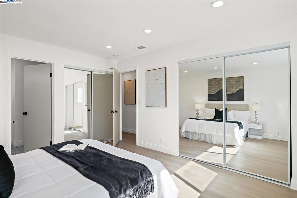 PLEASANTON - Residential