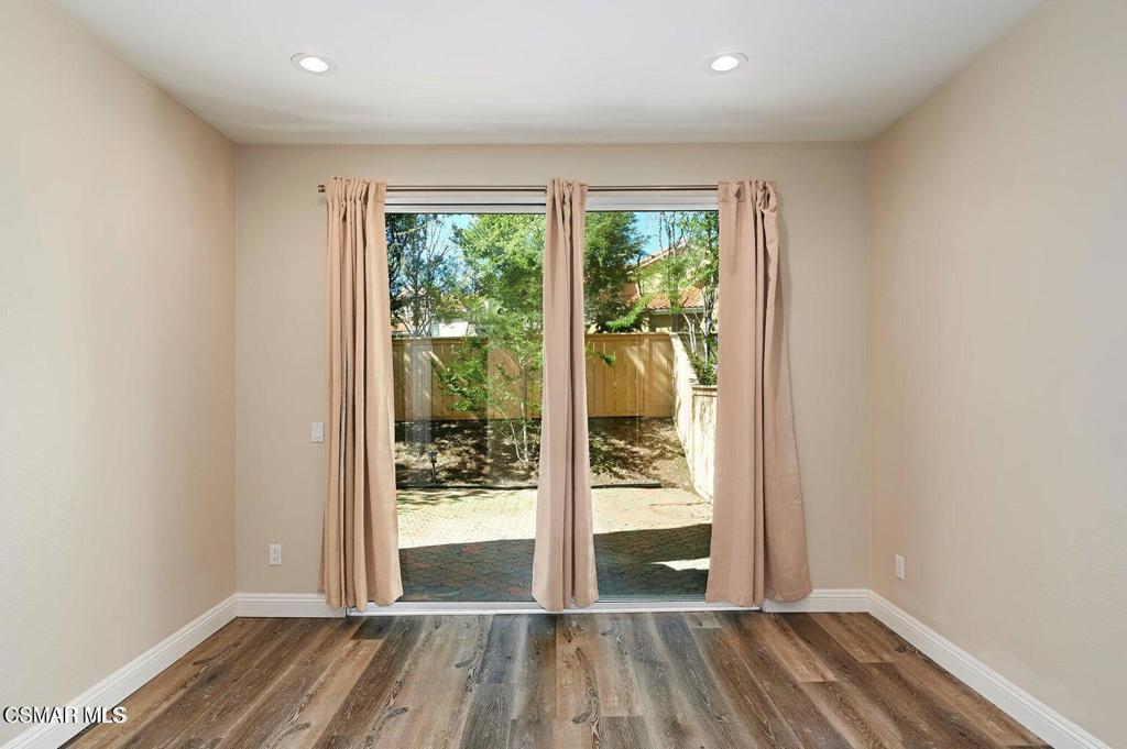 Capri West Oaks Park-832 - 832 - Residential Lease