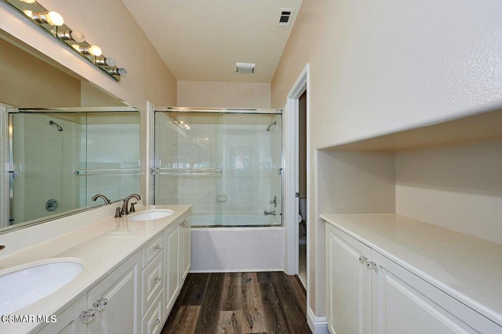 Capri West Oaks Park-832 - 832 - Residential Lease