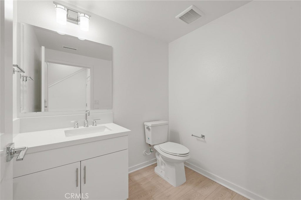 463 Paradiso Place