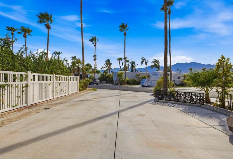 69411 Ramon Road 1114