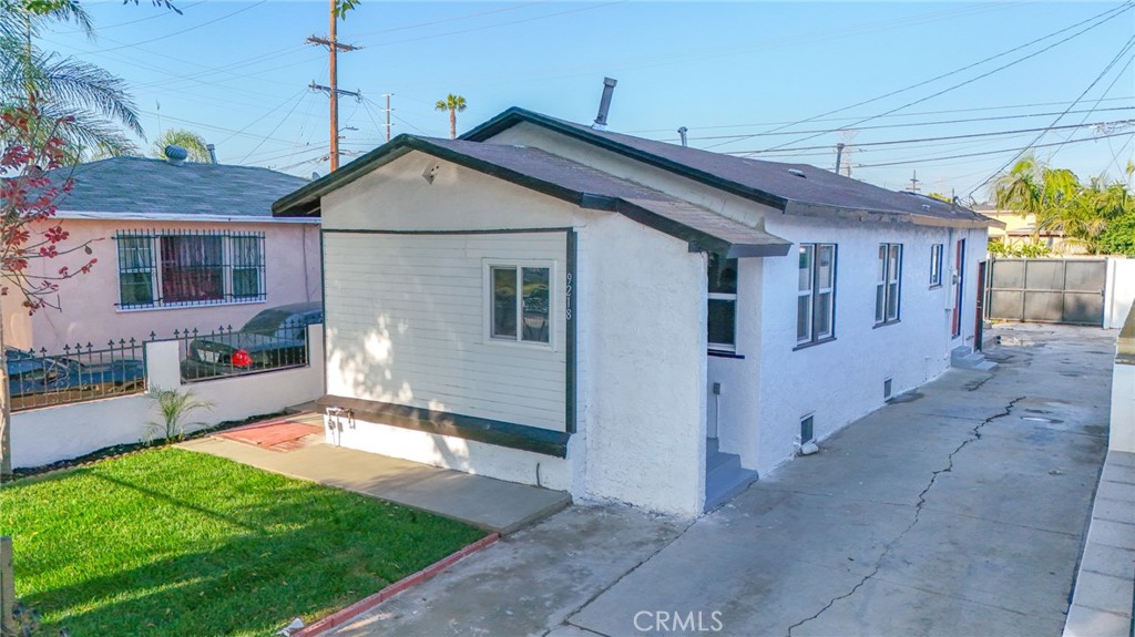 9218 Hooper Avenue