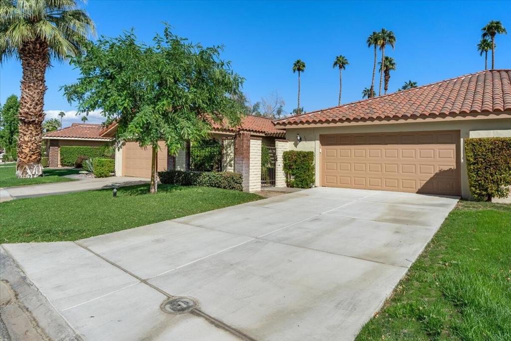 206 Seville Circle