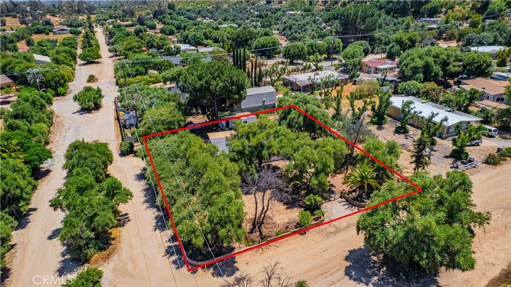 20691 Alameda Del Monte