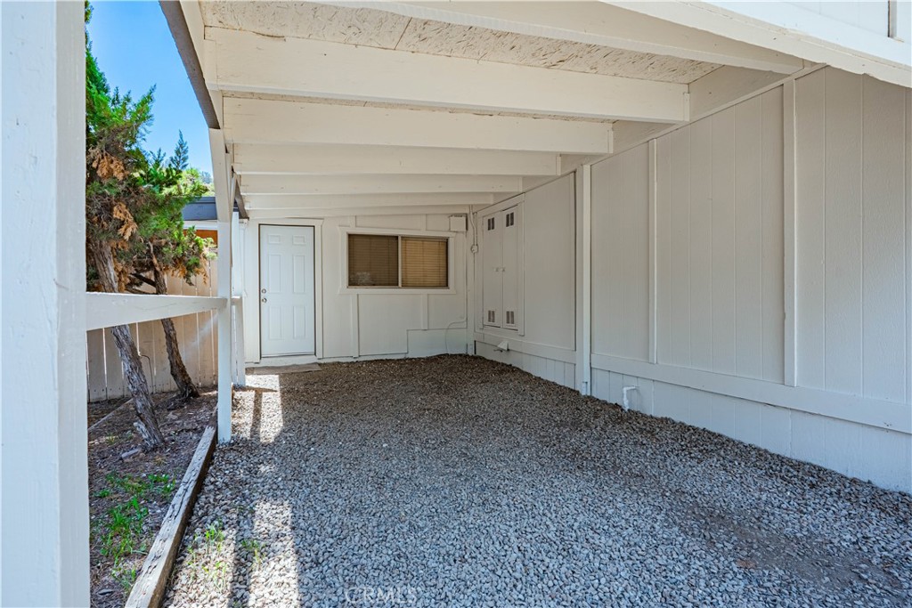 20691 Alameda Del Monte