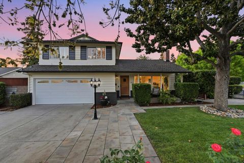 Photo of San Jose, CA 95125 (MLS # ML82041571)