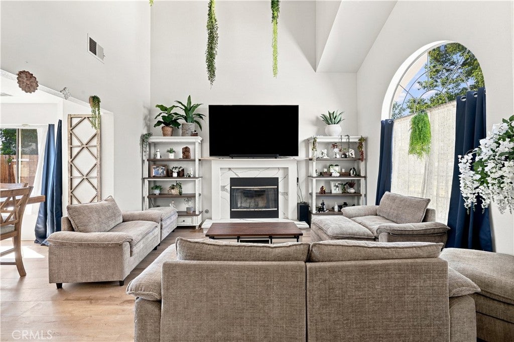 Photo of 1342 Lightcap Street, Lancaster, CA 93535 (MLS # SR26193672)