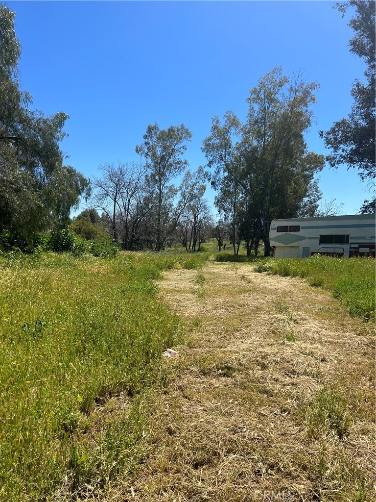 Discover the potential of this expansive 42,253 sq. ft. (0.97 acre) flat vacant lot located directly on State Highway 74 with excellent visibility and frontage. Zoned R-R (Rural Residential), this highly developable parcel offers a range of possibilities for future use. The property’s flat topography and prime location make it ideal for investors, developers, or those seeking to build their vision in the growing Perris area.
Don’t miss the chance to own a large, usable piece of land with highway exposure and endless opportunity!