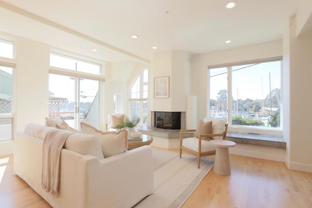 460 Lake Avenue