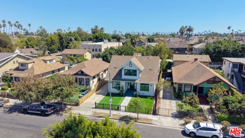 Photo of 2896 W 14th Street, Los Angeles, CA 90006 (MLS # 26864473)