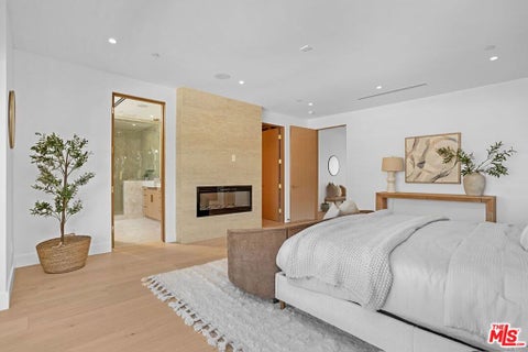 Tiny photo for 17509 Martha Street, Encino, CA 91316 (MLS # 26103409)