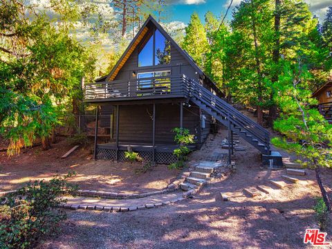Photo of 25270 Nestwa Trail, Idyllwild, CA 92549 (MLS # 26844491)