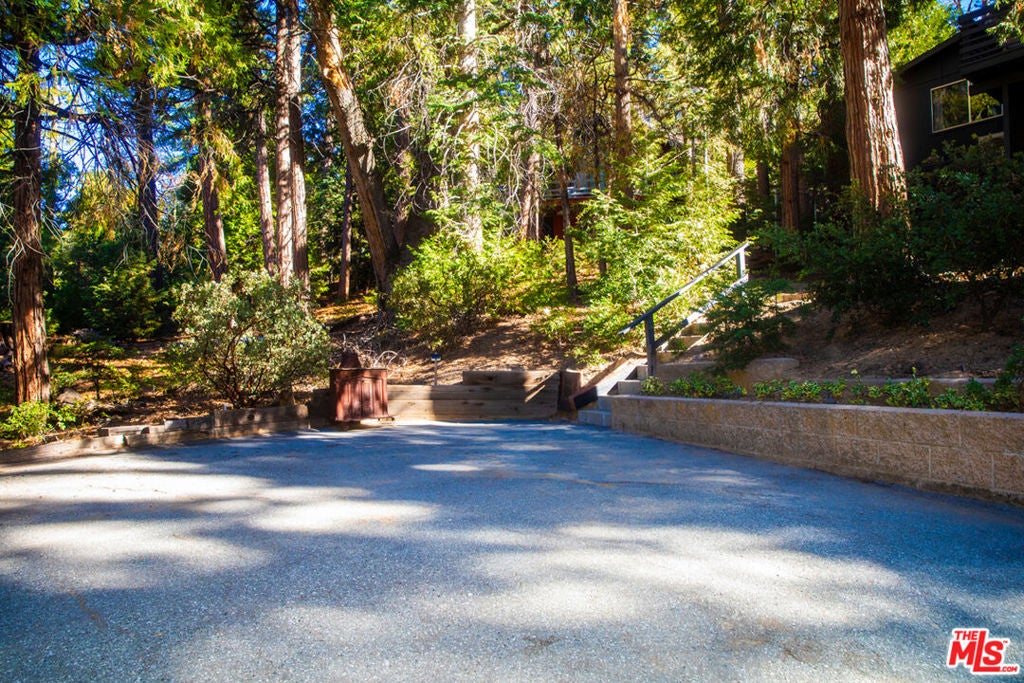 25270 Nestwa Trail