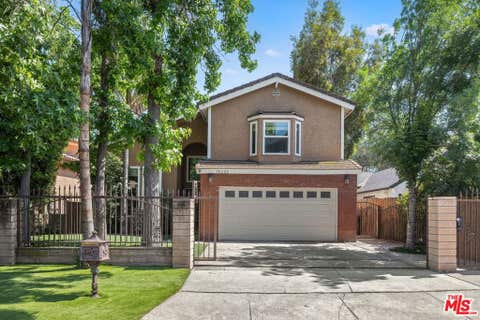 Photo of 15232 Hartsook Street, Sherman Oaks, CA 91403 (MLS # 26868541)