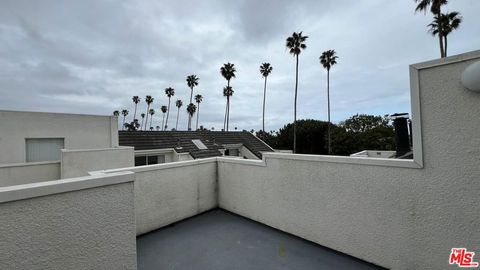 Tiny photo for 807 21st Street #3, Santa Monica, CA 90403 (MLS # 26857721)