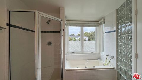 Tiny photo for 807 21st Street #3, Santa Monica, CA 90403 (MLS # 26857721)