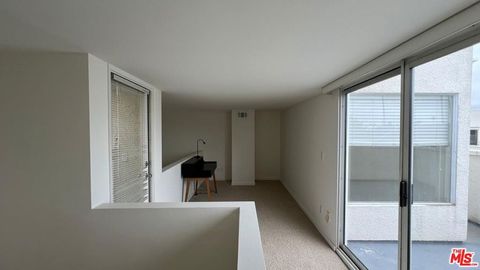 Tiny photo for 807 21st Street #3, Santa Monica, CA 90403 (MLS # 26857721)