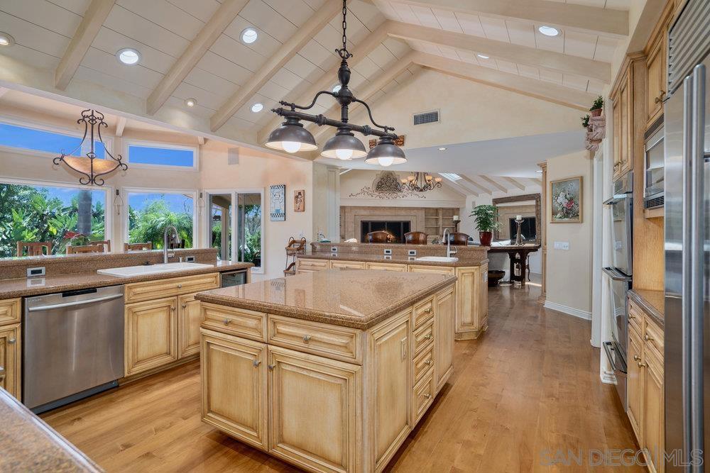 Rancho Santa Fe - Residential