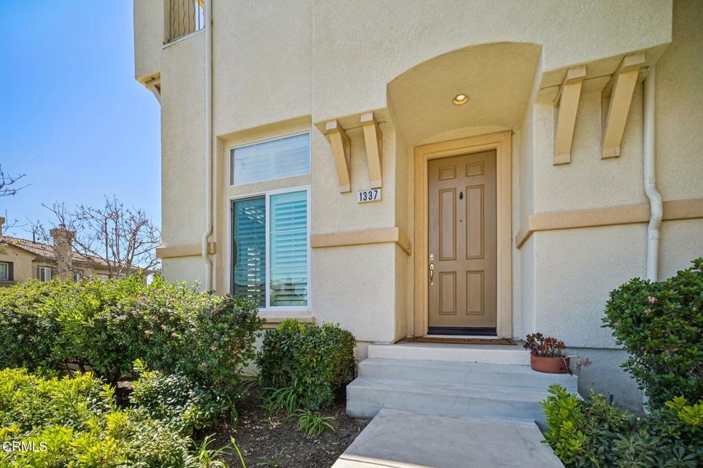 1337 Bayside Circle