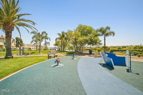 Tiny photo for 1337 Bayside Circle, Oxnard, CA 93035 (MLS # V1-35699)