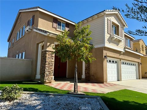 Photo of 26810 Sugarite Canyon Drive, Moreno Valley, CA 92555 (MLS # SW25214382) Photo of 26810 Sugarite Canyon Drive, Moreno Valley, CA 92555 (MLS # SW25214382)